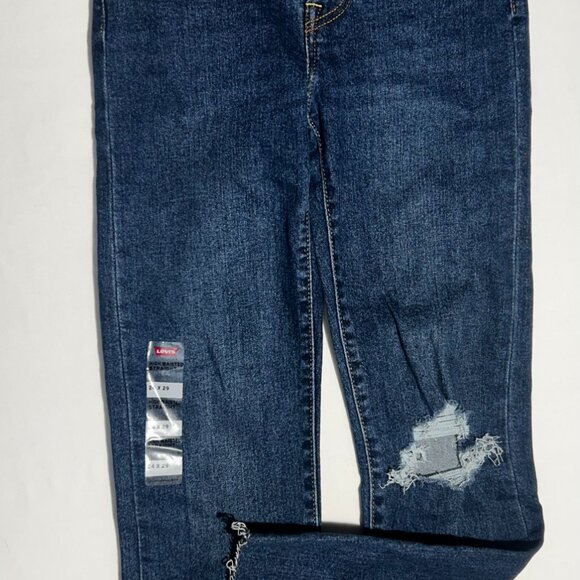 Brand New Levi's Wedgie Straight - Picture 3 of 3